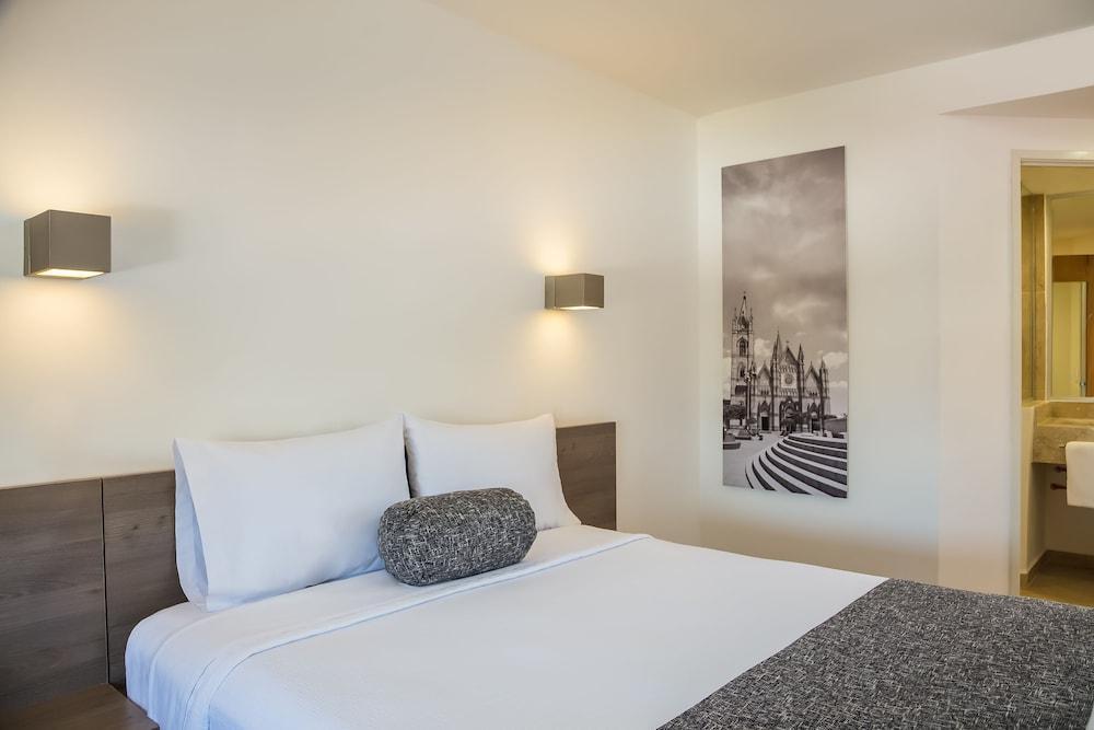 Sleep Inn Leon Antares Eksteriør billede