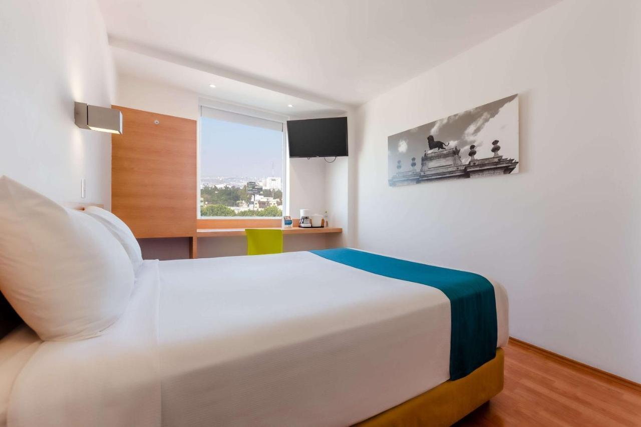 Sleep Inn Leon Antares Eksteriør billede