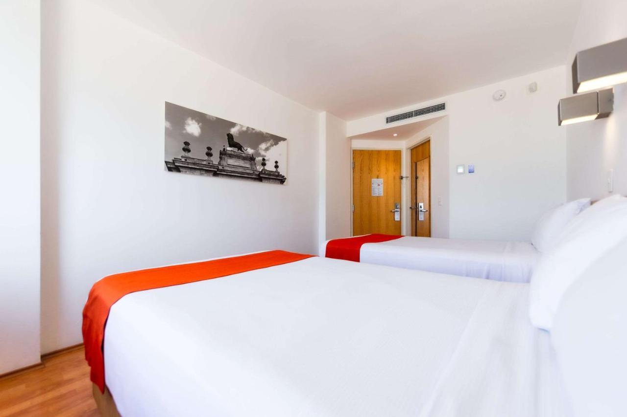 Sleep Inn Leon Antares Eksteriør billede